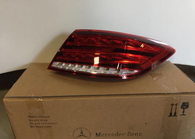 Задний фонарь на Mercedes w207 
