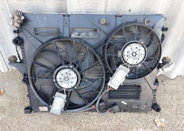 Volkswagen Touareg кассета радиаторов 7L0898191A