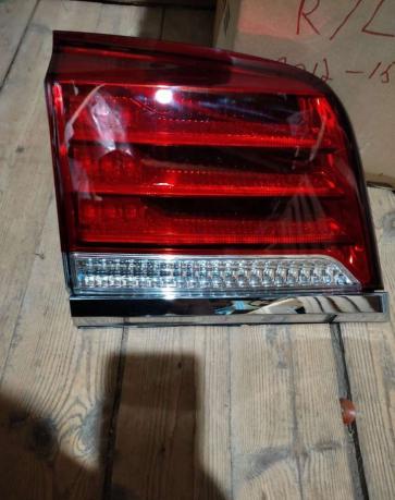 Задние фонари на крышку багажника Lexus Lx 570 201 