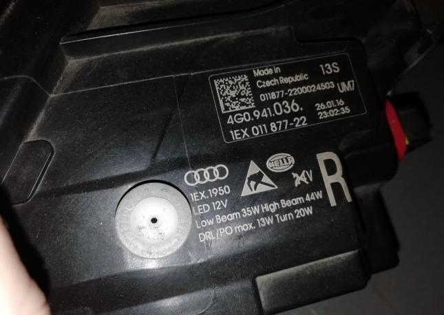 Фара правая Audi A6 C7 A 6 C 7 Ауди А6 Matrix рест 