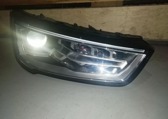 Фара правая Audi A1 рестайлинг LED 8XA941006 8XA941006