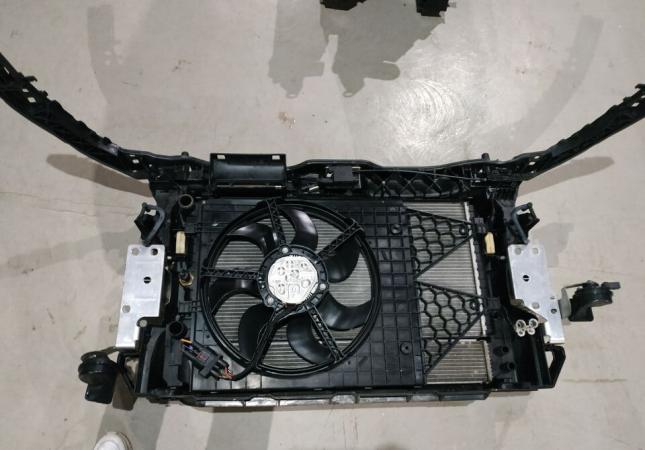Кассета радиаторов Audi A1 в сборе 