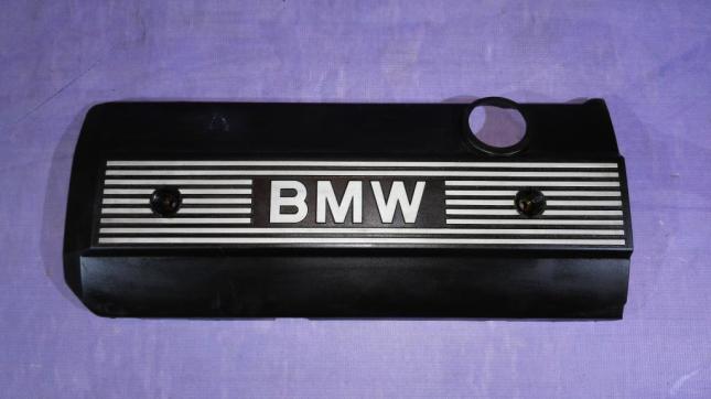 Накладка декоративная двигателя BMW 5-серия E60/E 11121710781