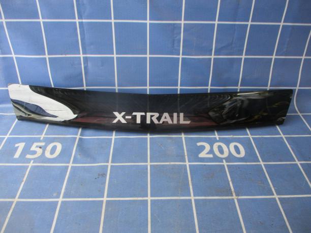 Дефлектор капота Nissan X-Trail T30 KS800EQ500