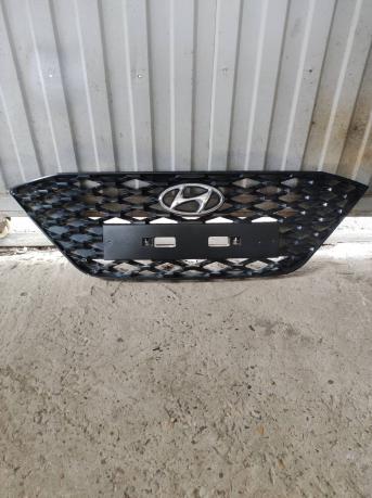 Декоративная решетка радиатора Hyundai Solaris 2 86350H5500