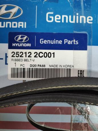 Ремень поликлиновый  Hyundai H-1 2,4 252122C001