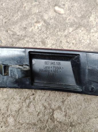 Отражатель заднего бампера L Skoda Octavia A8 5E7945105