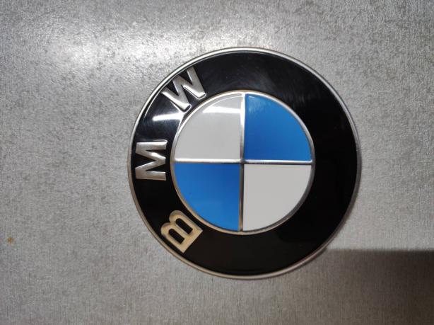 Эмблема капота BMW X2 F39 51147463692
