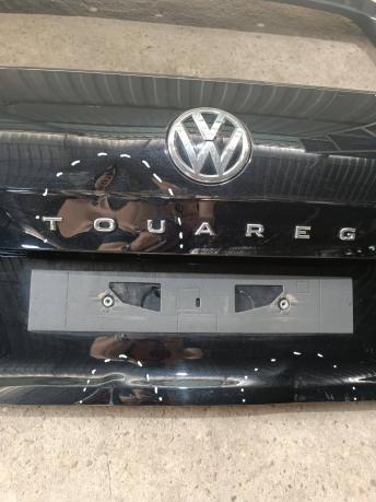 Крышка багажника Volkswagen Touareg 3 760827025E