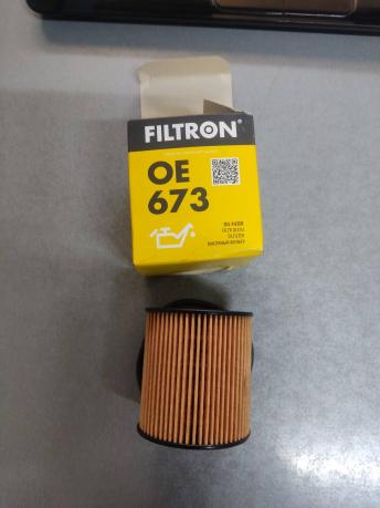 Фильтр маслянный Citroen C4 OE 673