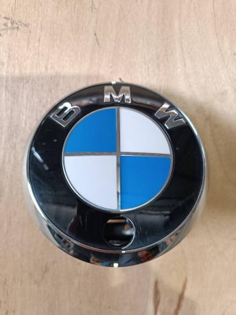 Эмблема задняя  BMW 4 G22/G23 51149463149