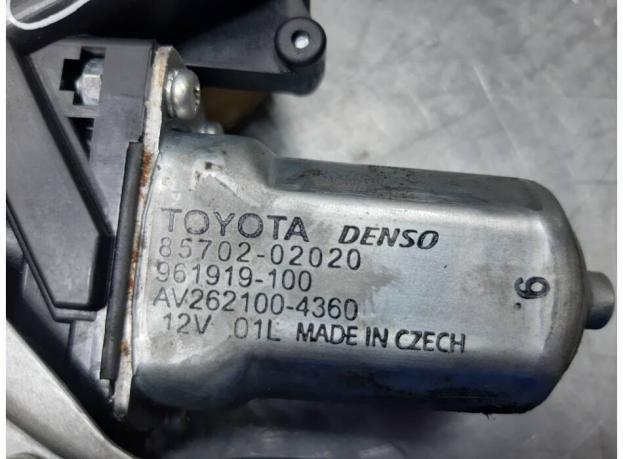 Стеклоподъёмник в сборе  Toyota Avensis 3 6982005070