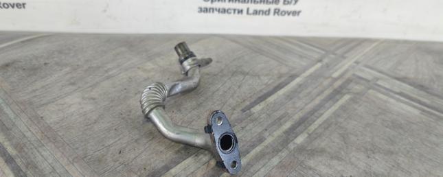 Трубка слива масла правая Range Rover Sport 3.0 LR044556