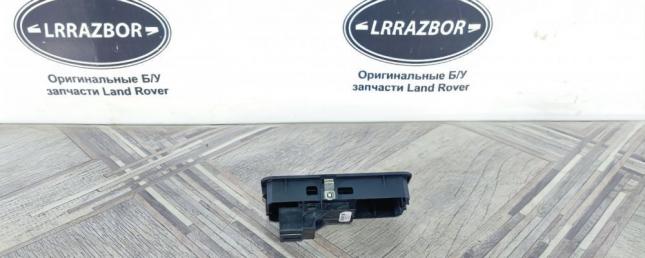 Кнопка стеклоподьемника Range Rover Sport L320 YUD501070PVJ