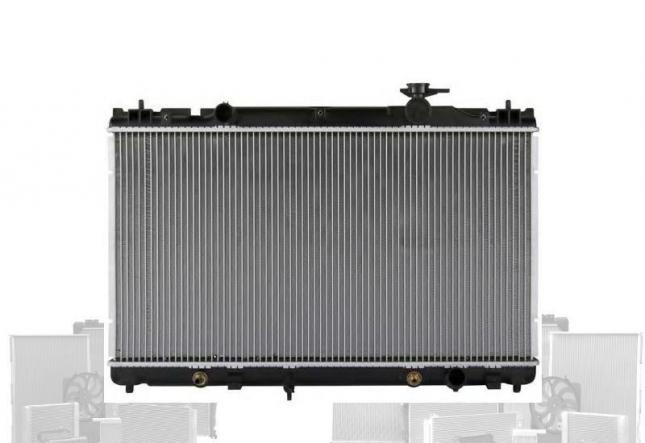 Радиатор охлаждения Toyota Camry (V30) 2.0-2.4 01 1640028270