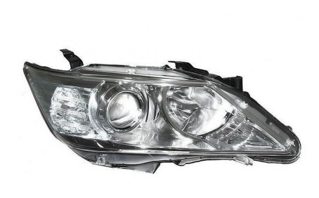 Фара toyota camry 2012- HID type 8118533A50