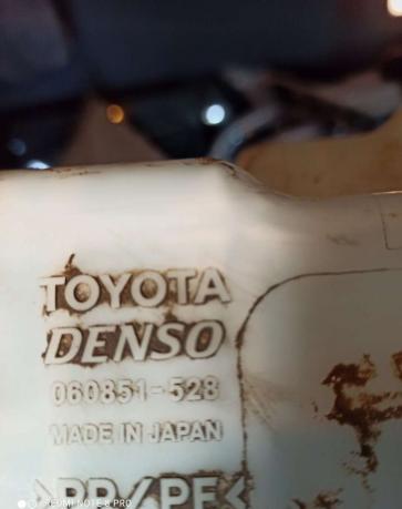 Бачок омывателя Toyota Fortuner с 2015г до 2020г 