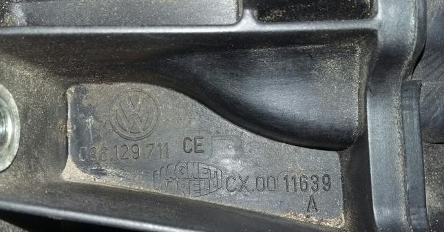 Коллектор впускной VW Golf 4 1.4 16v AKQ/AHW 036129711CE