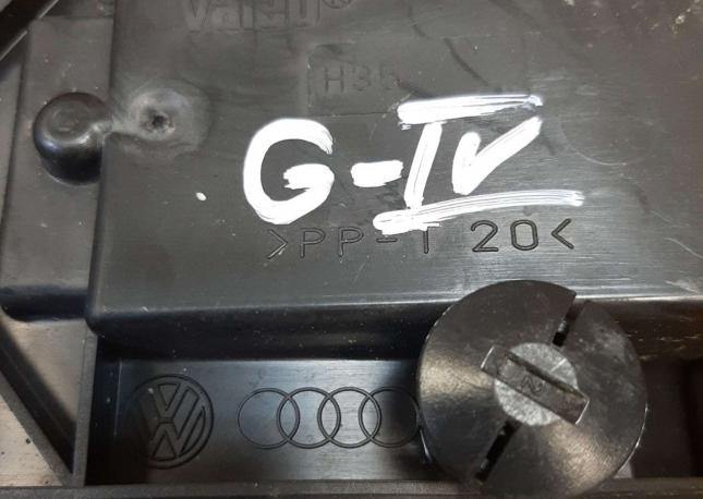 Резистор отопителя Volkswagen Golf 4 Bora A4 1j0819022