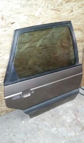 Дверь задняя правая седан VAG Пассат В3 1988-1993 