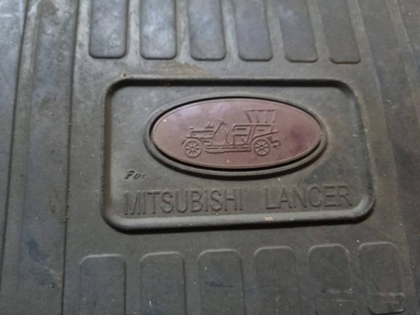 Комплект резиновых ковриков Mitsubishi Lancer 9 