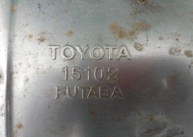 Глушитель Toyota Land Cruiser 200 4.5л дизель 