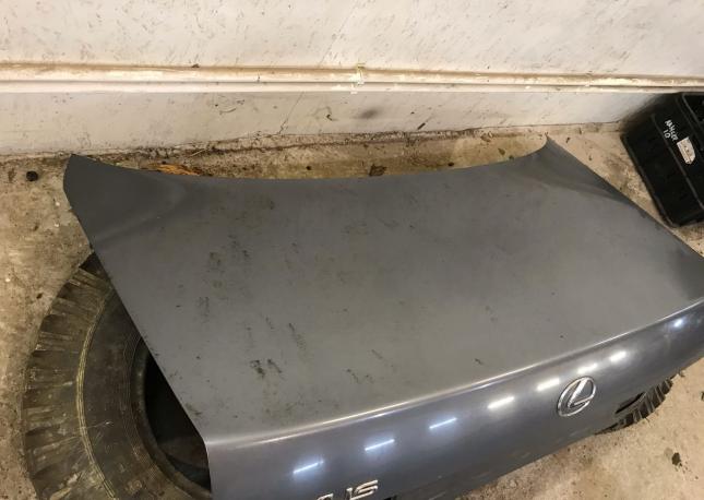Крышка багажник на Lexus LS 1 88-94 г 