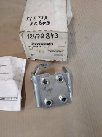 ПЕТЛЯ ПЕРЕДНЕЙ ЛЕВОЙ ДВЕРИ Chevrolet Tahoe 800 12472843