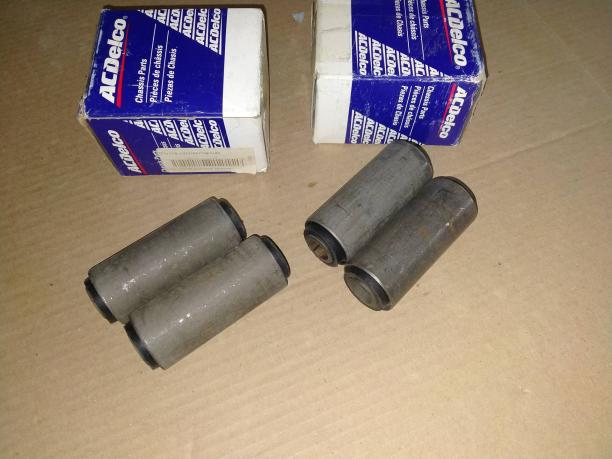 ВТУЛКИ РЕССОРЫ FORD F150 250 350 1980-1997 88912976