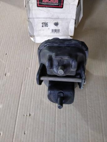 Подушка двигателя Chrysler LHS 1 2795
