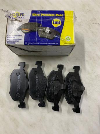 Тормозные колодки Ford Escape 2001-2007 181532