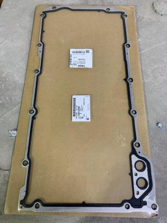 Прокладка поддона Chevrolet Tahoe 2000-2014 12612350