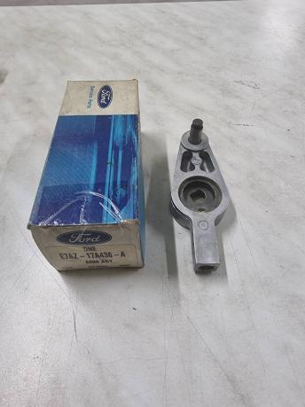 Парковщик стеклоочистителя Ford Lincoln Mercury E7AZ17A436A