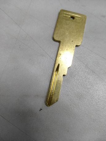 Ключ замка зажигания GM1969-2002 26007687