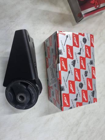Опора АКПП Kia Spectra PSE3556