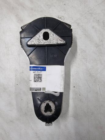 Опора АКПП Ford Explorer 2011-2015 DB5Z6068A