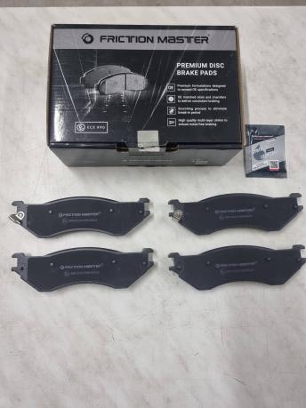 Тормозные колодки, передние Ford Expedition MKD702
