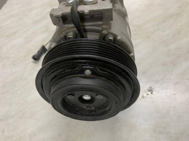Компрессор кондиционера Saab 9-5  2003-2009 813423