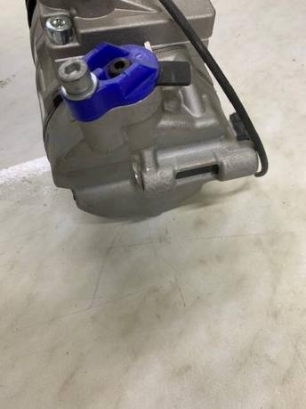 Компрессор кондиционера Saab 9-5  2003-2009 813423