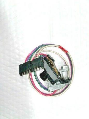 Переключатель стеклоочистителей Chevrolet Camaro 7843684