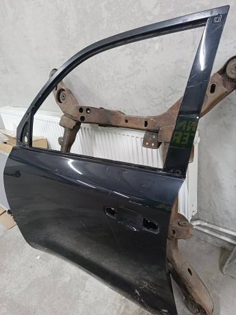 Дверь передняя левая Toyota Land Cruiser 200 67002-60850