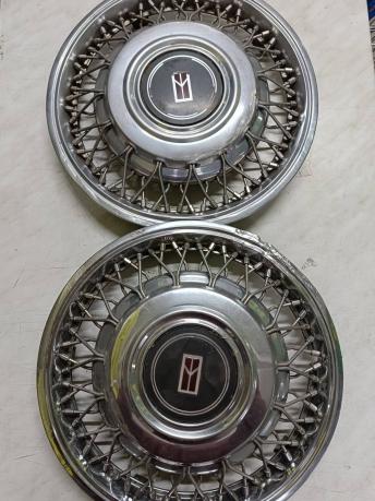 Колпак колеса Oldsmobile 88 1530153
