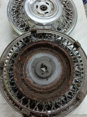 Колпак колеса Oldsmobile 88 1530153
