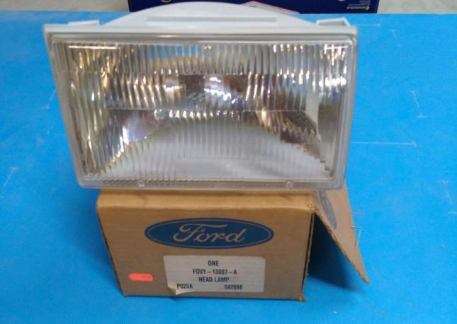 Фара Lincoln Town Car 89-94 F0VY13007A