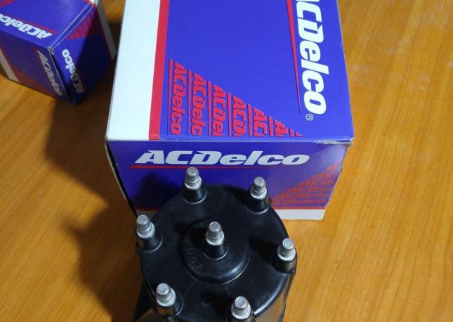 Крышка ТРАМБЛЁРА chevrolet astro 4,3 10477182