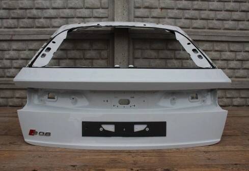 Крышка, дверь багажника Audi Q8 4M8827025A