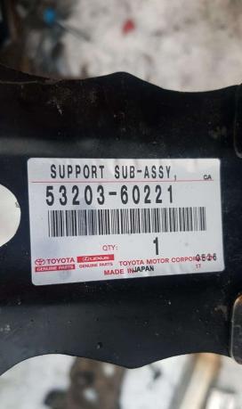Суппорт радиатора Lexus LX450D/460/570 53203-60221