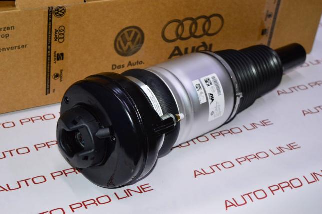 Пневмостойка передняя Audi Q7 4M 4M0616039AC