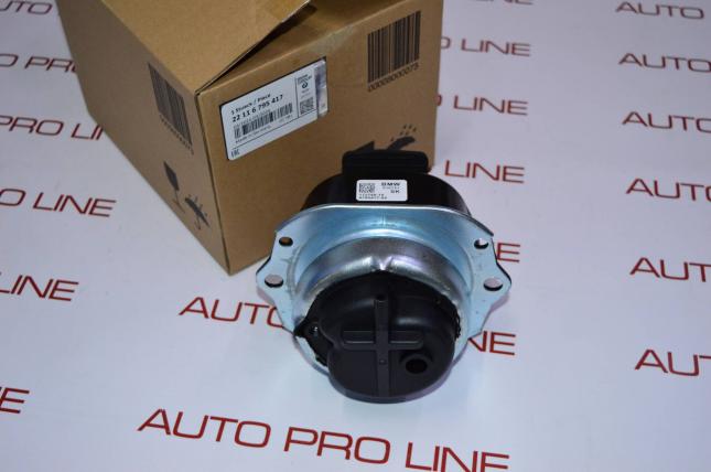 Опора двигателя BMW E70 X5 E71 X6 22116795417