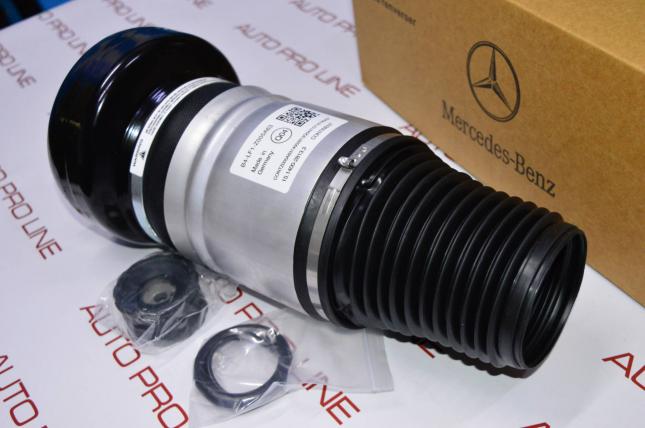 Передний пневмобаллон правый Mercedes S W223 A2233208603